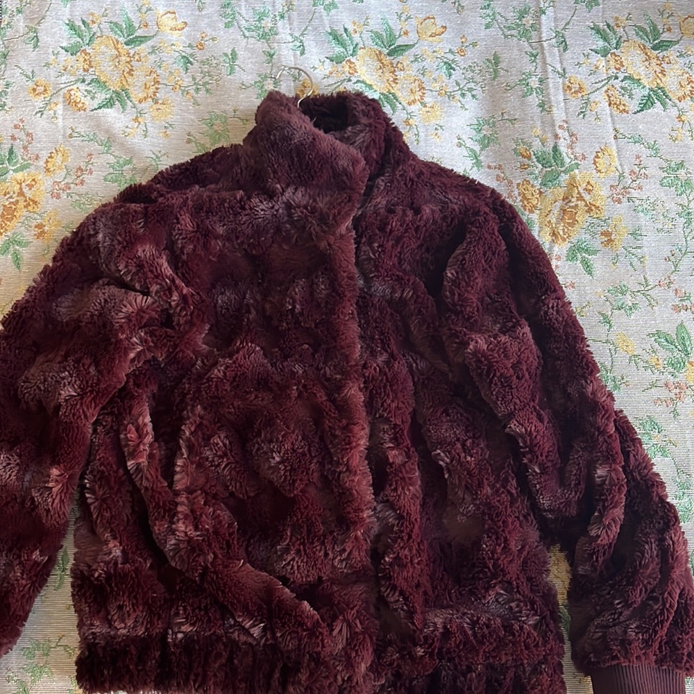 Furry Jacket - Picture 2 of 3